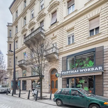 Basilica View Apartamento *