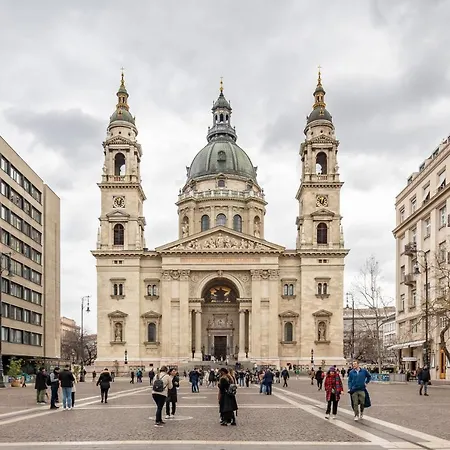 Apartamento Basilica View *