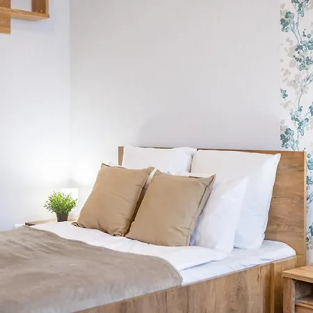 Basilica View Апартаменты